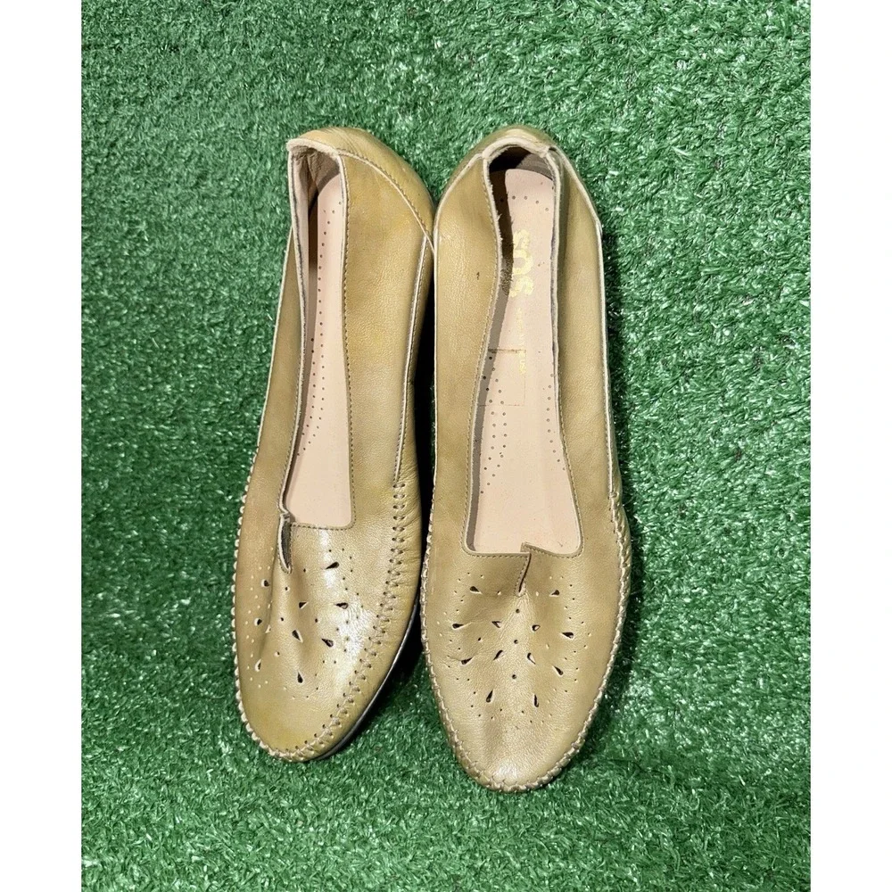 SAS Women Size 9.5 M Sonyo Perforated Tan Cutout Low Pump Heels Shoes Leather‎